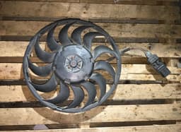 VOLVO Radiator Fan Electric VOLVO V70 II / XC70 I (P80) (2000-2007) — thumbnail 1