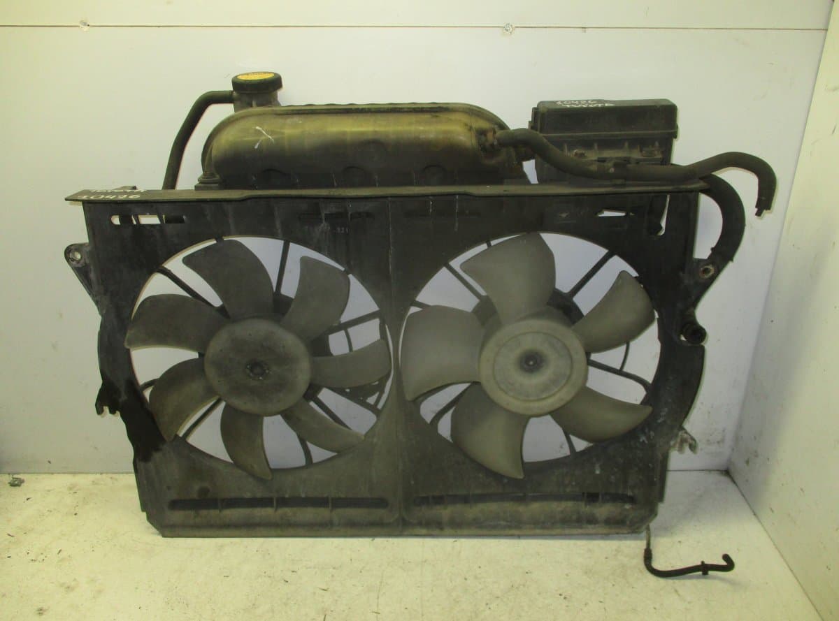 TOYOTA 4227500310 Radiator Fan Electric TOYOTA AVENSIS (T250) (2003-2008)