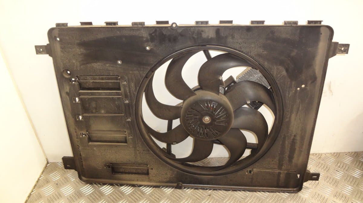 FORD 8240563 Radiator Fan Electric FORD MONDEO Mk IV (BA7) (2007-2014)