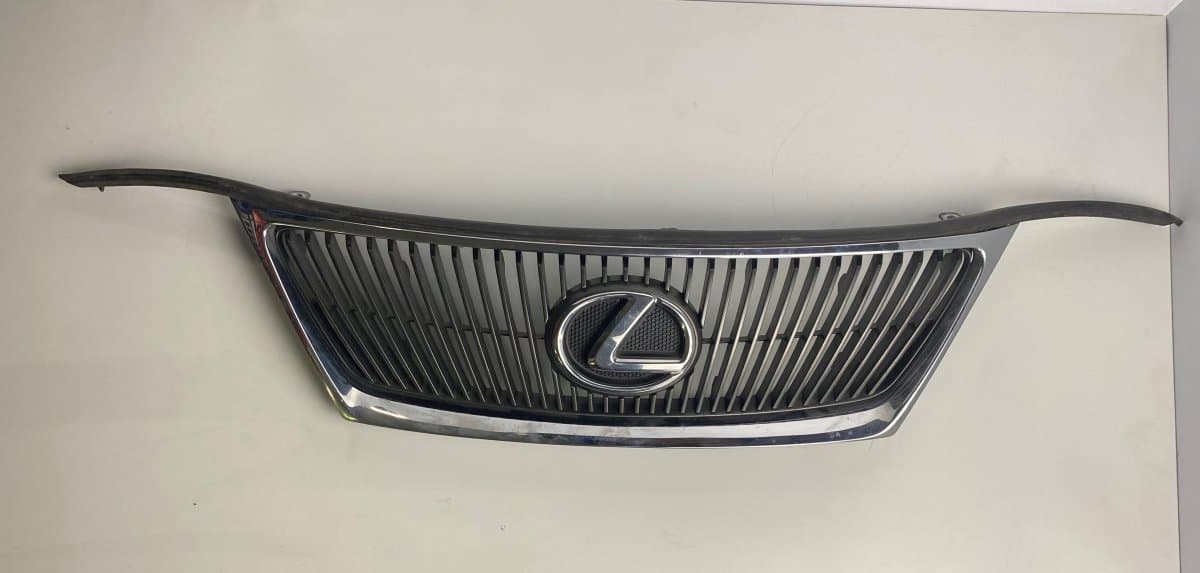LEXUS 5310153050 Radiator Grille LEXUS IS II (XE20) (2005-2013)