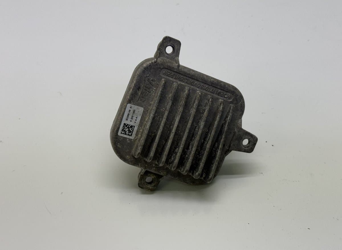 90068145 Xenon control unit right BMW X1 (F48) (2014-2022)