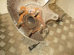 JAGUAR C2P12736 Wheel bearing housing rear left JAGUAR XF (X250, CC9) (2008-2015) — thumbnail 2