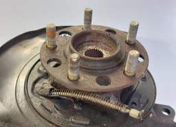 MITSUBISHI Wheel bearing housing rear left MITSUBISHI OUTLANDER II (CW, ZG, ZH) (2006-2012) — thumbnail 2