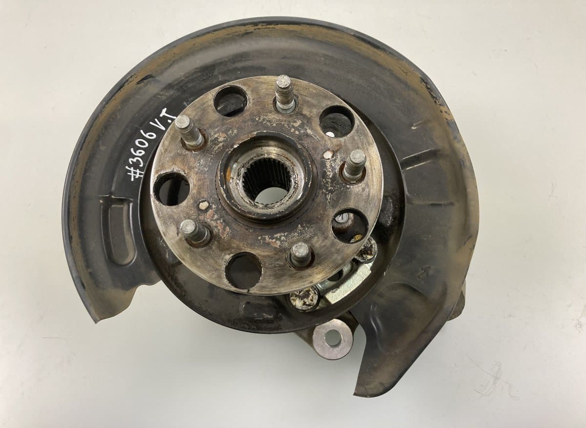 LEXUS 4230553020 Wheel bearing housing rear left LEXUS IS III (XE30) (2013-)