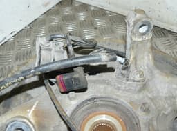 MERCEDES-BENZ Wheel bearing housing rear left MERCEDES-BENZ C-CLASS (W204) (2007-2013) — thumbnail 4