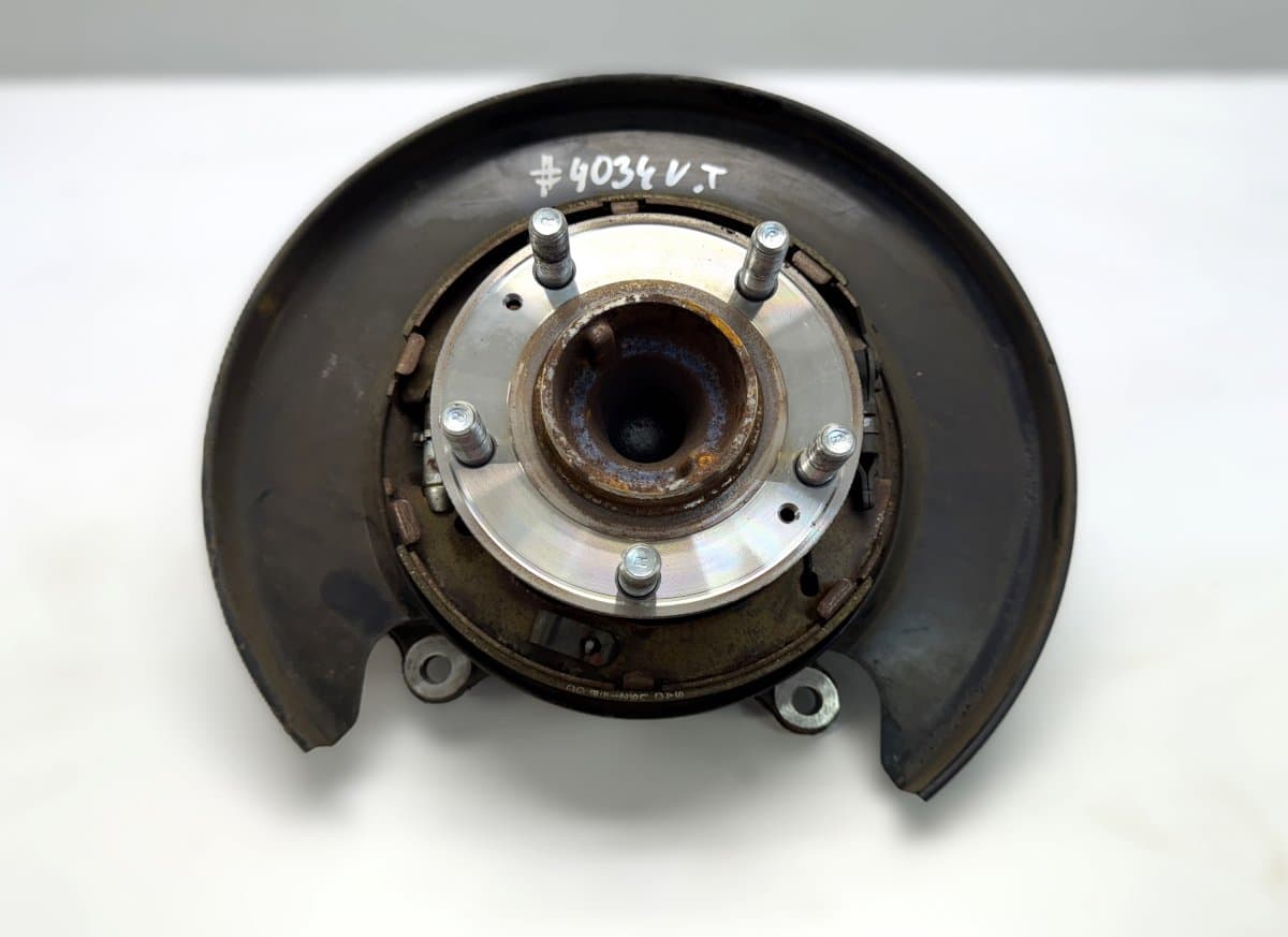 KIA 527102P000 Wheel bearing housing rear left KIA SORENTO II (XM) (2009-2015)