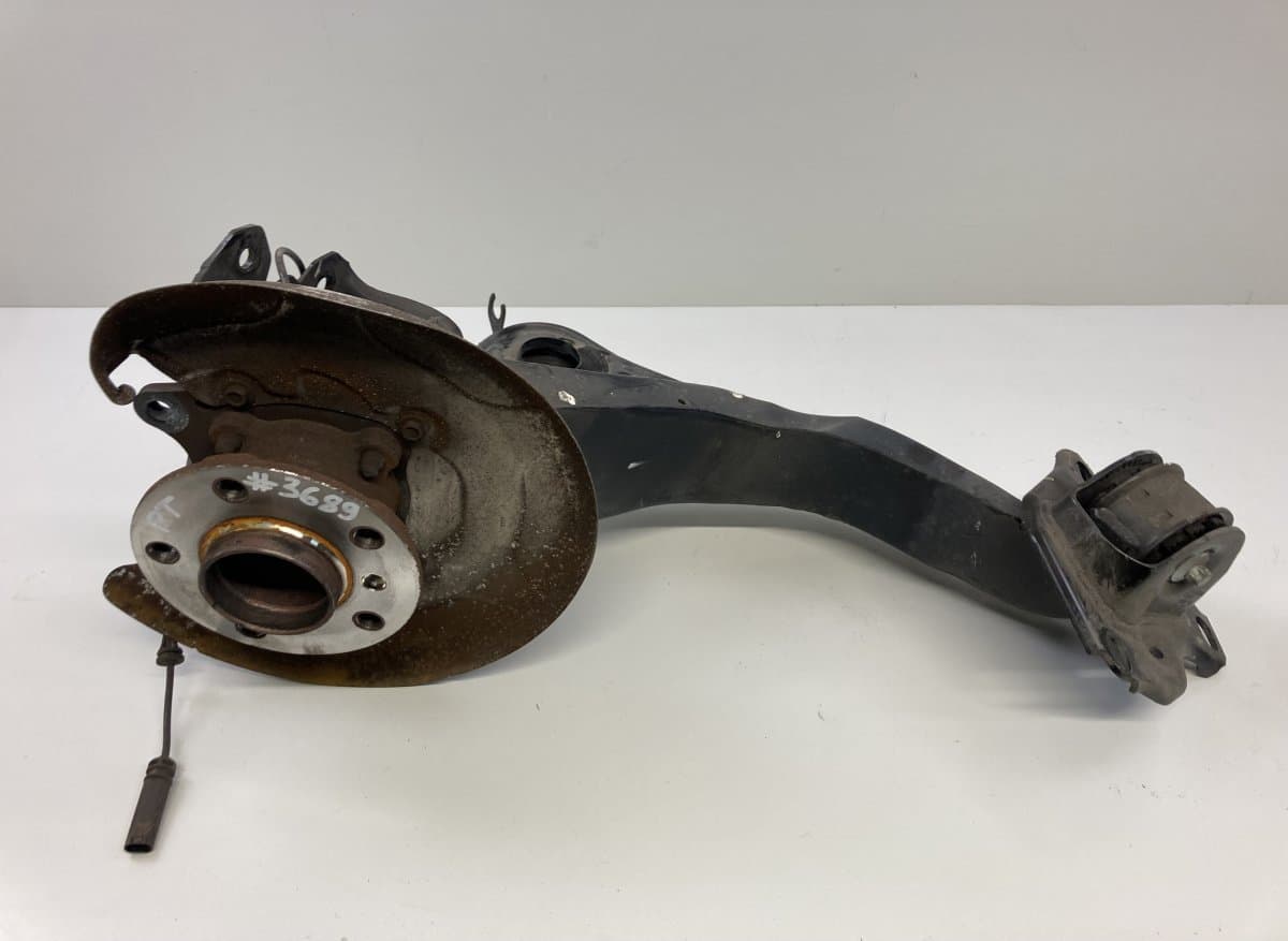 MINI 33416858086 33326851582 33326851580 34525A98F70 Wheel bearing housing rear right MINI MINI CLUBMAN II (F54) (2014-2024)
