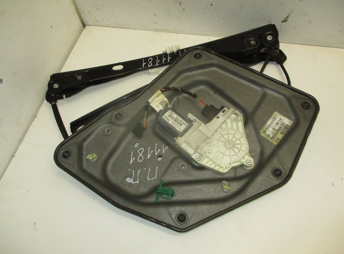 SKODA Window Regulator Compl. front right SKODA SUPERB II (3T4, 3T5) (2008-2015)