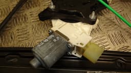 BMW 7352748E Window Regulator Compl. front right BMW 4 (F32, F33, F36, F82, F83) (2013-2020) — thumbnail 3