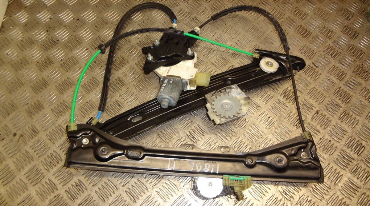 BMW 7352748E Window Regulator Compl. front right BMW 4 (F32, F33, F36, F82, F83) (2013-2020)
