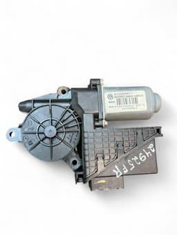 VW 6Y2959801 Window Regulator Motor Front Right VW TRANSPORTER T5 / MULTIVAN (7H, 7E, 7J) (2003-2015) — thumbnail 3