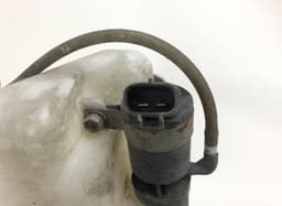 LEXUS 8531524100 Window washer reservoir LEXUS SC (Z30, Z40) (2001-2010) — thumbnail 2