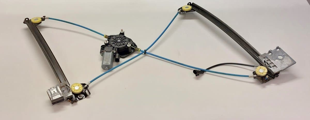 MASERATI 69912100 Window Regulator mechanism front right MASERATI GRAN TURISMO I (M145) (2008-2019)