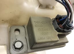 LEXUS 8531524100 Window washer reservoir LEXUS SC (Z30, Z40) (2001-2010) — thumbnail 4