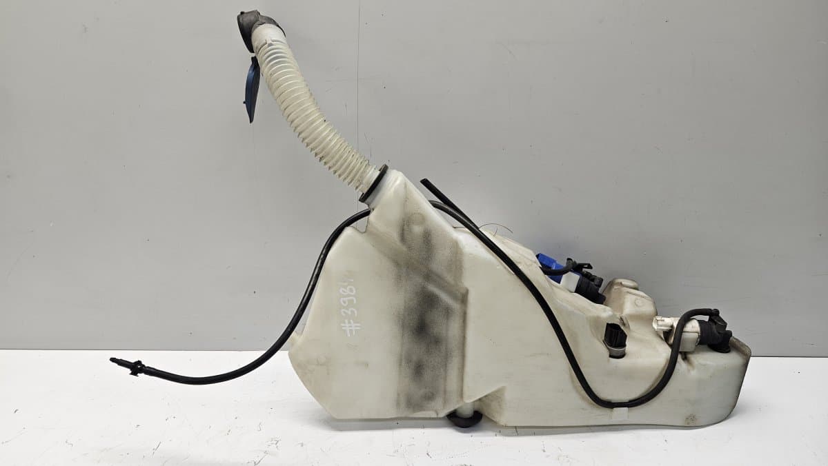 JAGUAR HK8317B613 GX7317B613D AV6113K082AA BK2117K624BA AV6117K624AA Window washer reservoir JAGUAR XF (X260) (2015-2024)