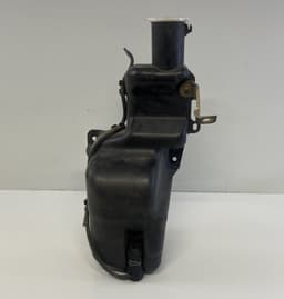 MITSUBISHI 060851071 Window washer reservoir MITSUBISHI LANCER (CS, CT) (2000-2013) — thumbnail 2