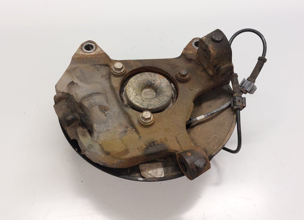 25840780 19370702 18047266 Wheel bearing housing front left GMC SAVANA 1500 [USA] (2002-)