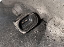 AUDI Wheel bearing housing front left AUDI A6 / A6 ALLROAD (C6, 4F) (2004-2011) — thumbnail 4