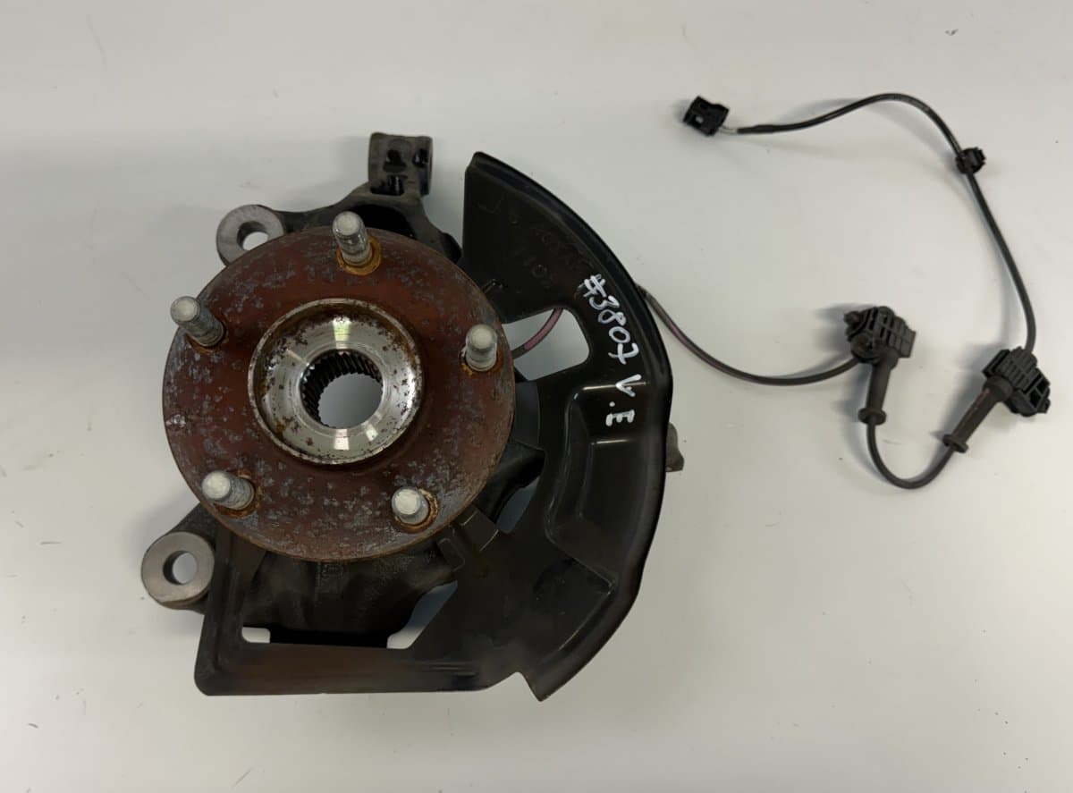 MAZDA B45A-33-031 B45A33031 Wheel bearing housing front left MAZDA 3 III (BM) (2013-2018)