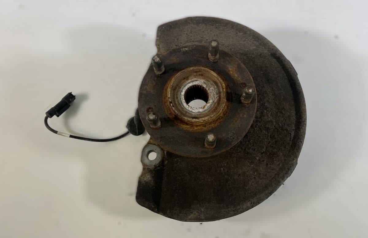 PEUGEOT 364698 Wheel bearing housing front left PEUGEOT 4007 (GP) (2007-2012)