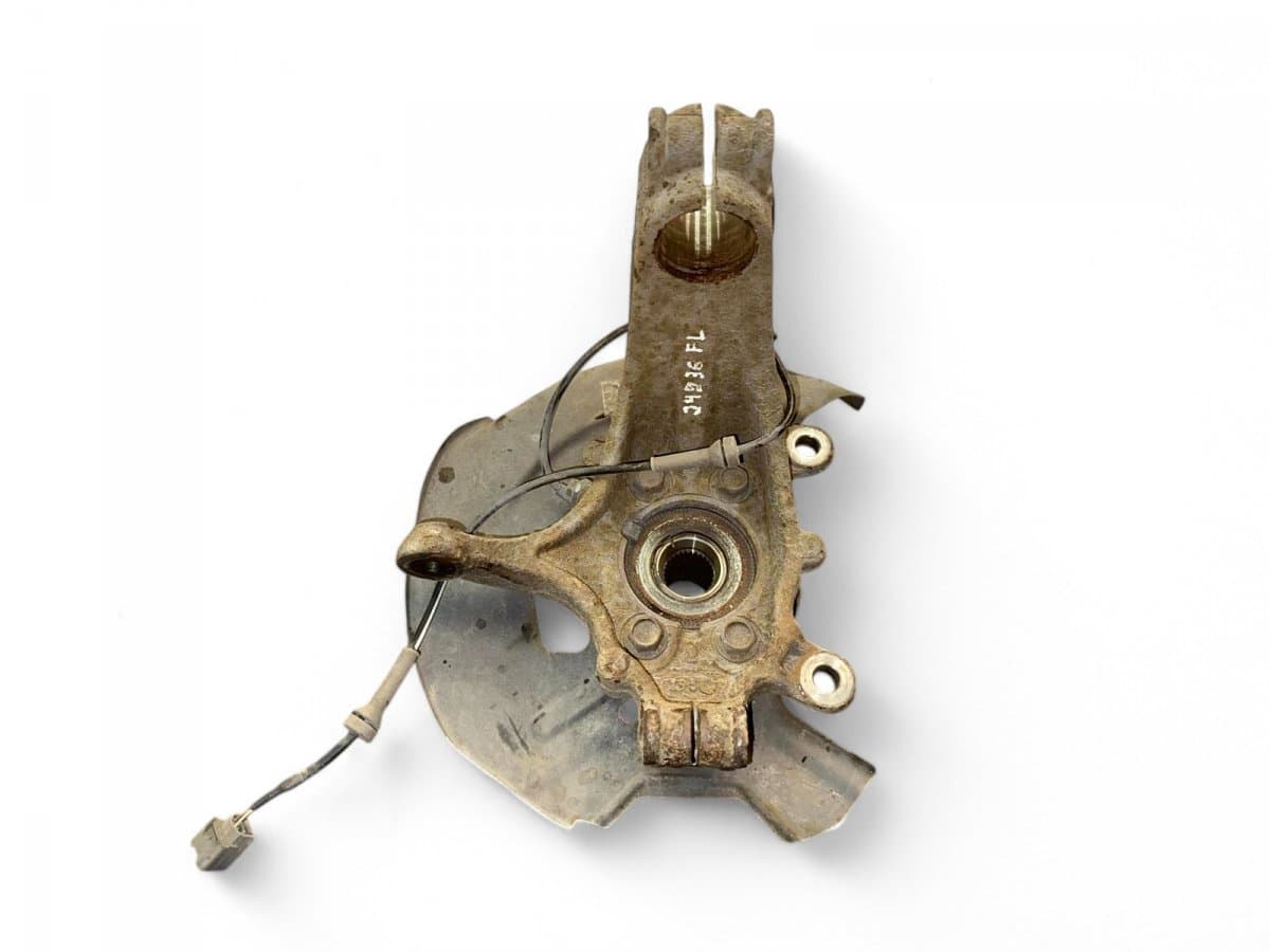 NISSAN 400154CE0A Wheel bearing housing front left NISSAN X-TRAIL III (T32) (2013-2022)