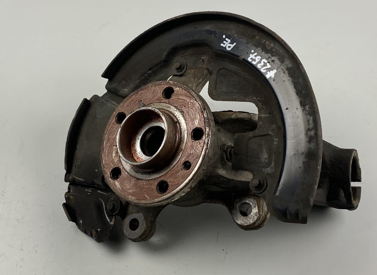 31201286 Wheel bearing housing front right VOLVO S60 II / V60 I (2010-2018)