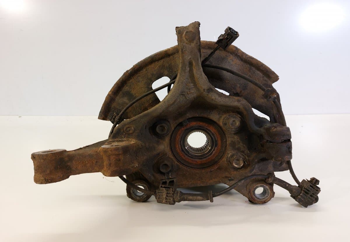MAZDA Wheel bearing housing front right MAZDA 3 III (BM) (2013-2018)