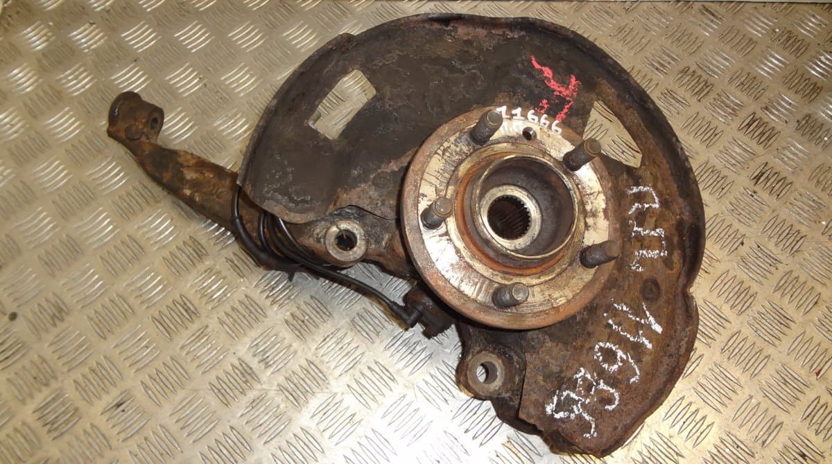 LAND ROVER Wheel bearing housing front right LAND ROVER RANGE ROVER SPORT I (L320) (2005-2013)