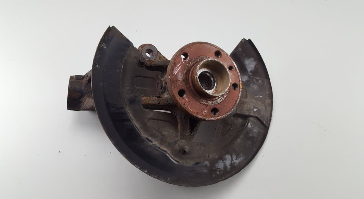 VOLVO Wheel bearing housing front right VOLVO XC60 I (2008-2017)