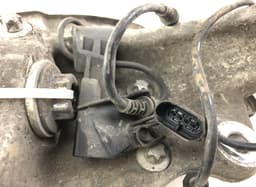 MERCEDES-BENZ A2053322200 Wheel bearing housing front right MERCEDES-BENZ C-CLASS (W205) (2013-2021) — thumbnail 2