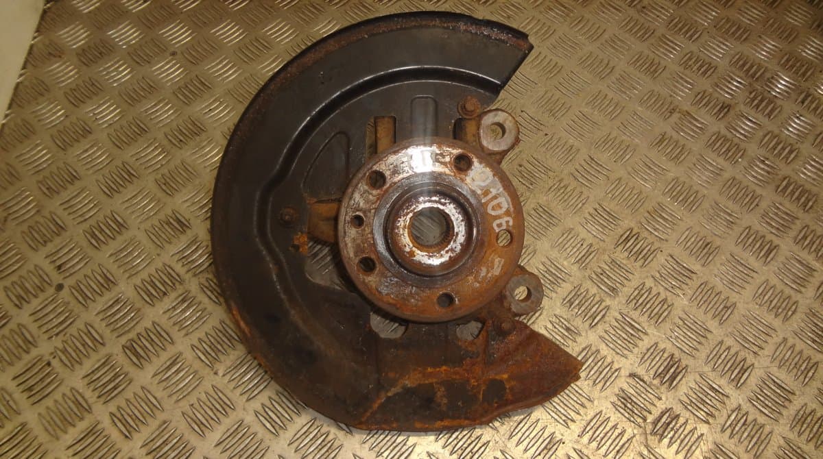 VOLVO Wheel bearing housing front right VOLVO XC60 I (2008-2017)