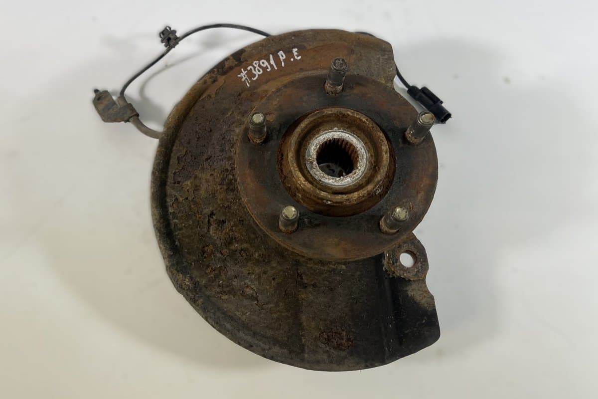 PEUGEOT 364798 Wheel bearing housing front right PEUGEOT 4007 (GP) (2007-2012)