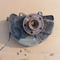 VOLVO Wheel bearing housing front right VOLVO XC90 I (2002-2014) — thumbnail 1