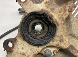 ISUZU 8979436281 Wheel bearing housing front right ISUZU D-MAX I (RA, RC) (2002-2012) — thumbnail 2