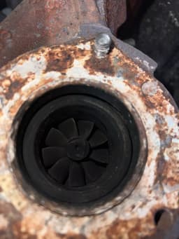 VOLVO 30757080 36001171 Turbocharger VOLVO V70 II / XC70 I (P80) (2000-2007) — thumbnail 4