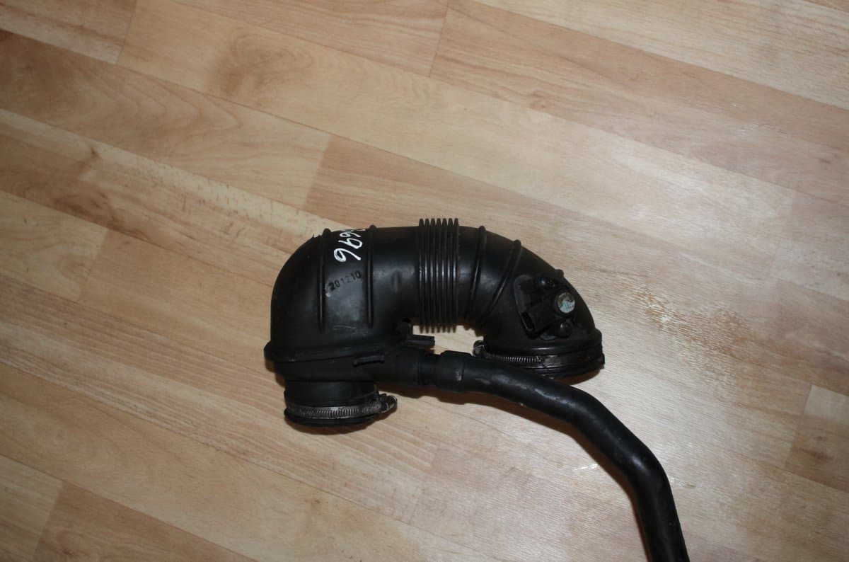 MERCEDES-BENZ Turbocharger air Pipe MERCEDES-BENZ E-CLASS (W212) (2009-2016)