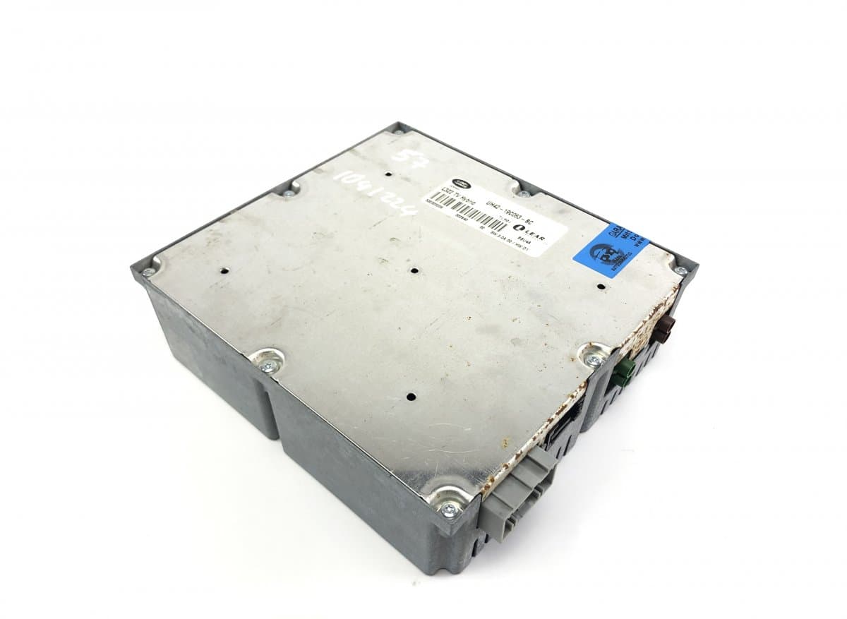 XRA500220 TV - Receiver (Tuner) LAND ROVER RANGE ROVER III (LM) (2002-2012)