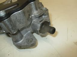 VW 724807170 Vacuum Pump, engine VW PASSAT B6 (3C) (2005-2010) — thumbnail 2