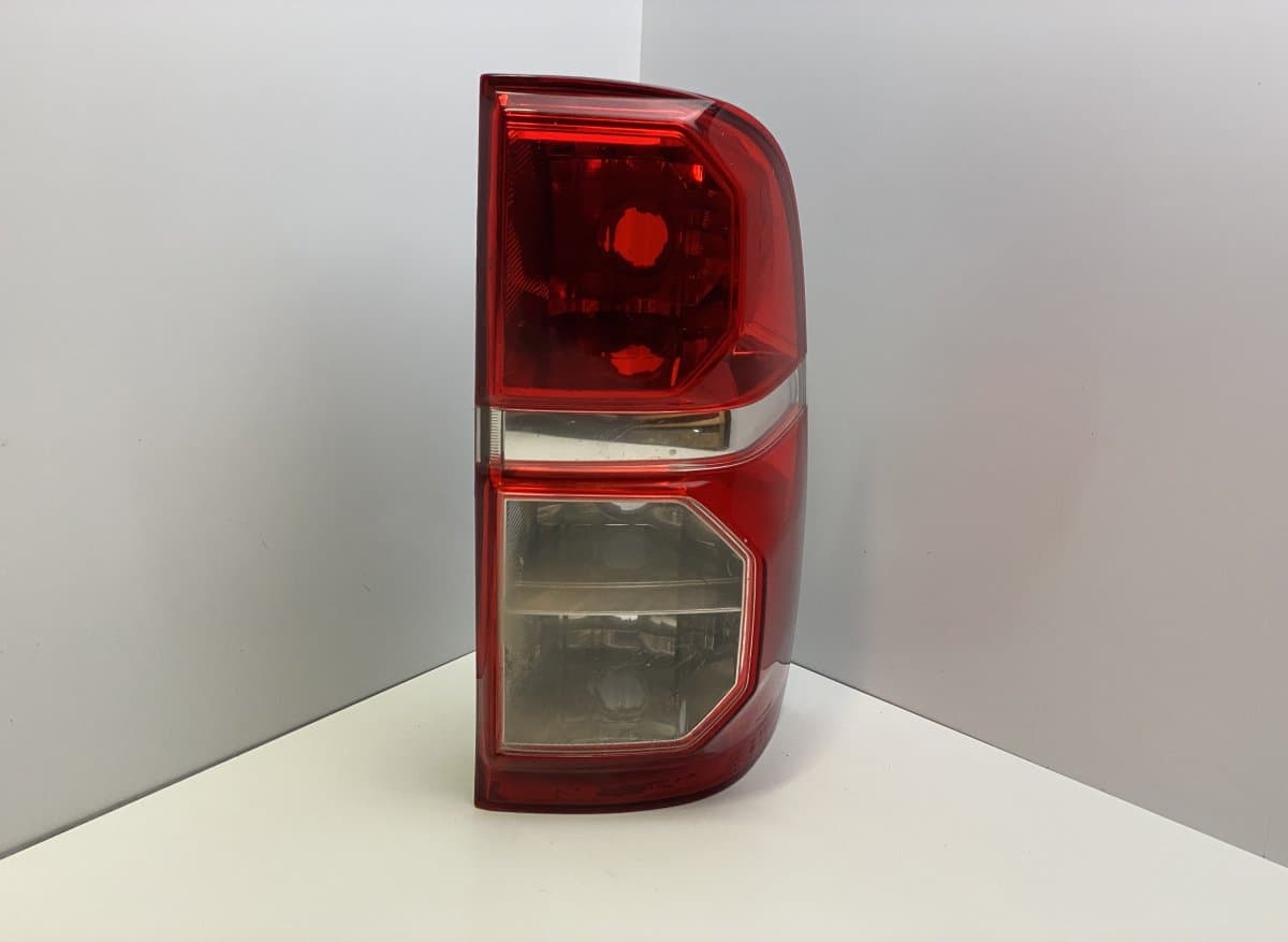 TOYOTA Tail light, right TOYOTA HILUX VII (AN10, AN20, AN30) (2005-2015)