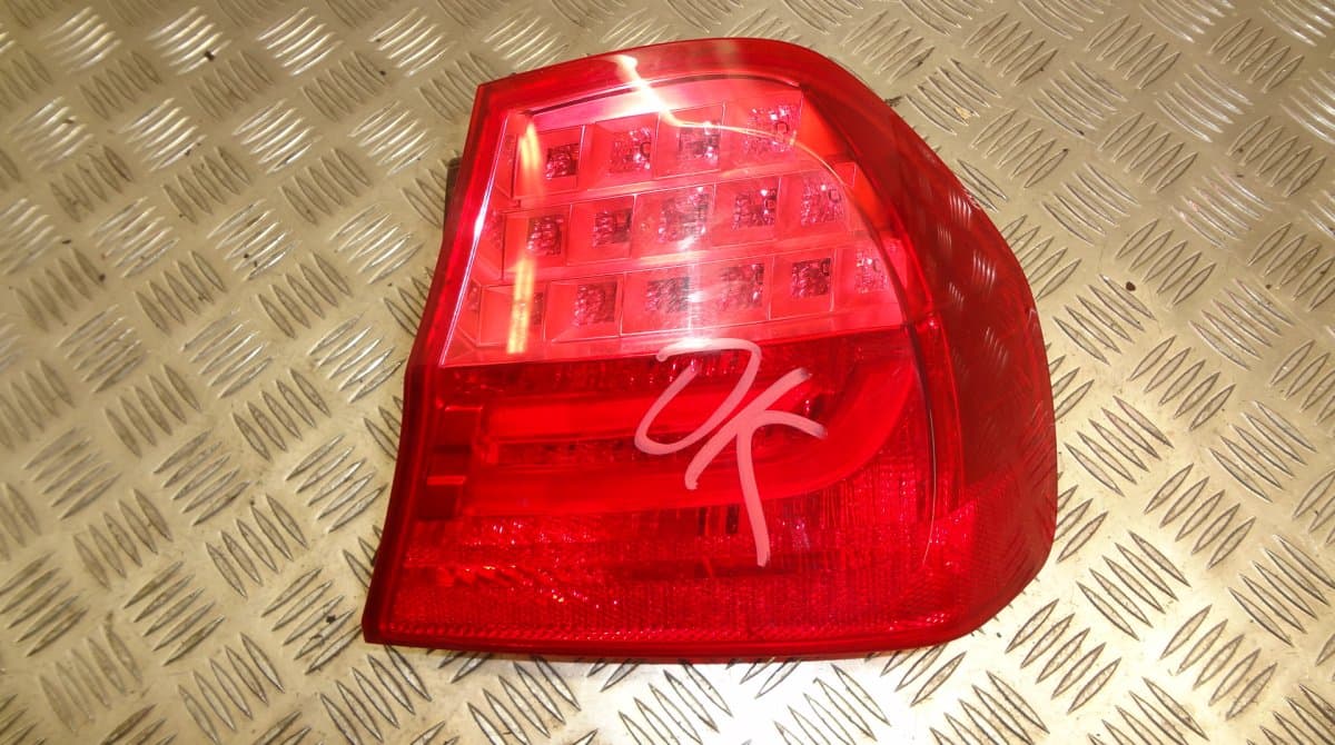 BMW Tail light, right BMW 3 (E90, E91, E92, E93) (2005-2011)