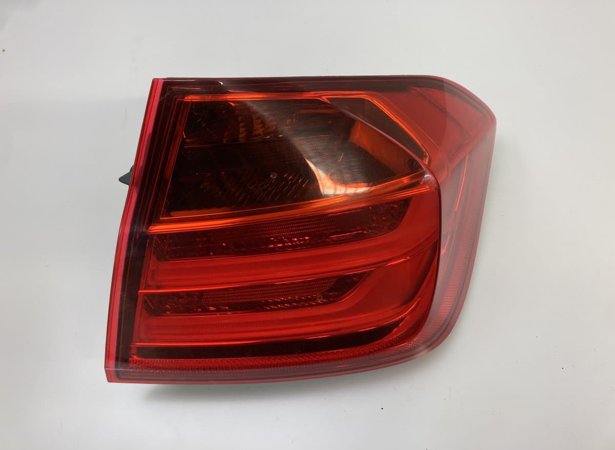 BMW 18361112 725989407 Tail light, right BMW 3 (F30, F31, F34, F80) (2011-2019)
