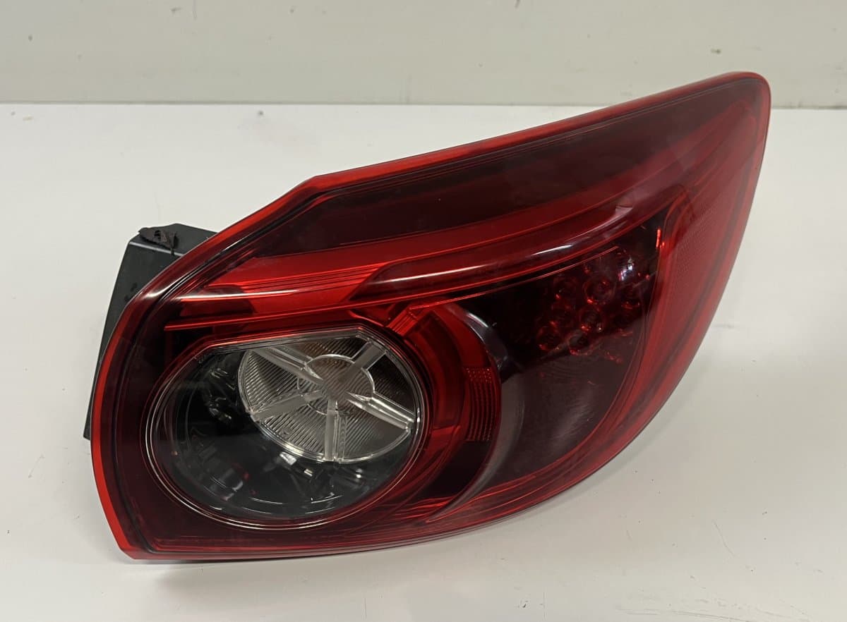 MAZDA B45D51150 Tail light, right MAZDA 3 III (BM) (2013-2018)