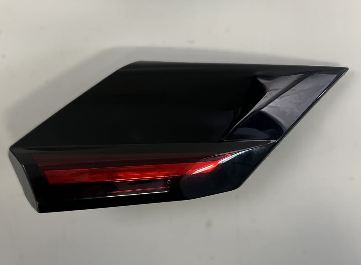 CITROËN 9836327780 Tail light, right CITROËN C4 III / X (C41) (2020-)
