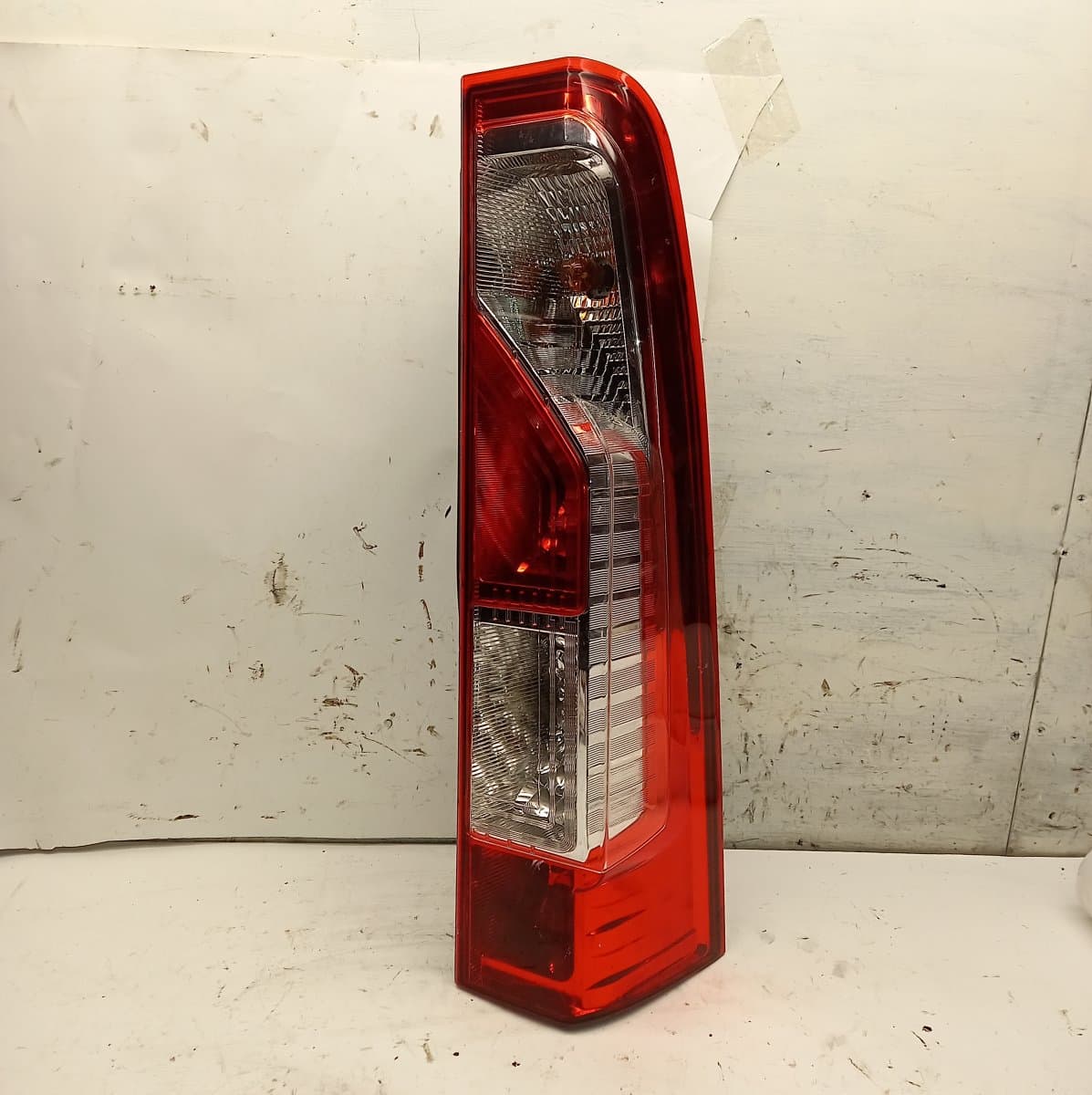 RENAULT Tail light, right RENAULT MASTER III (FV, JV) (2010-2024)