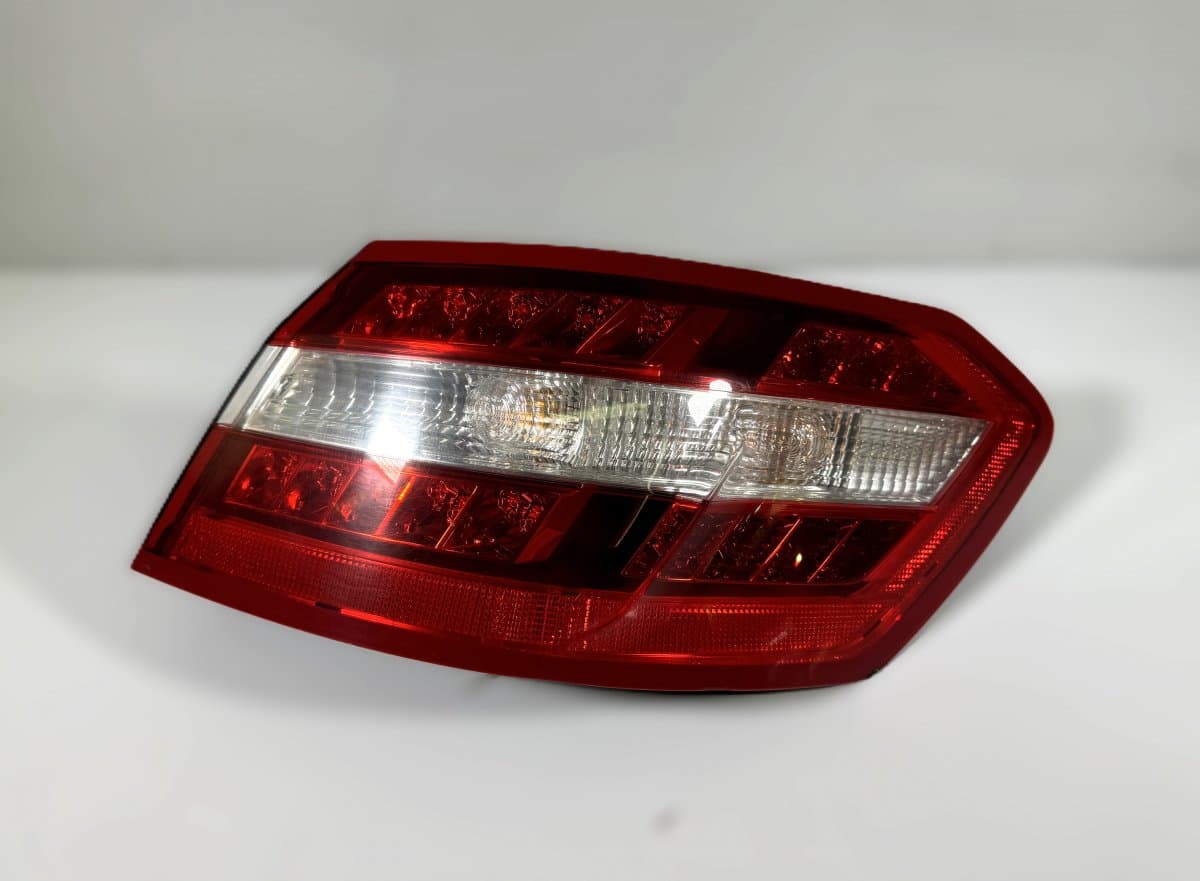 MERCEDES-BENZ A2129066701 Tail light, right MERCEDES-BENZ E-CLASS (W212) (2009-2016)
