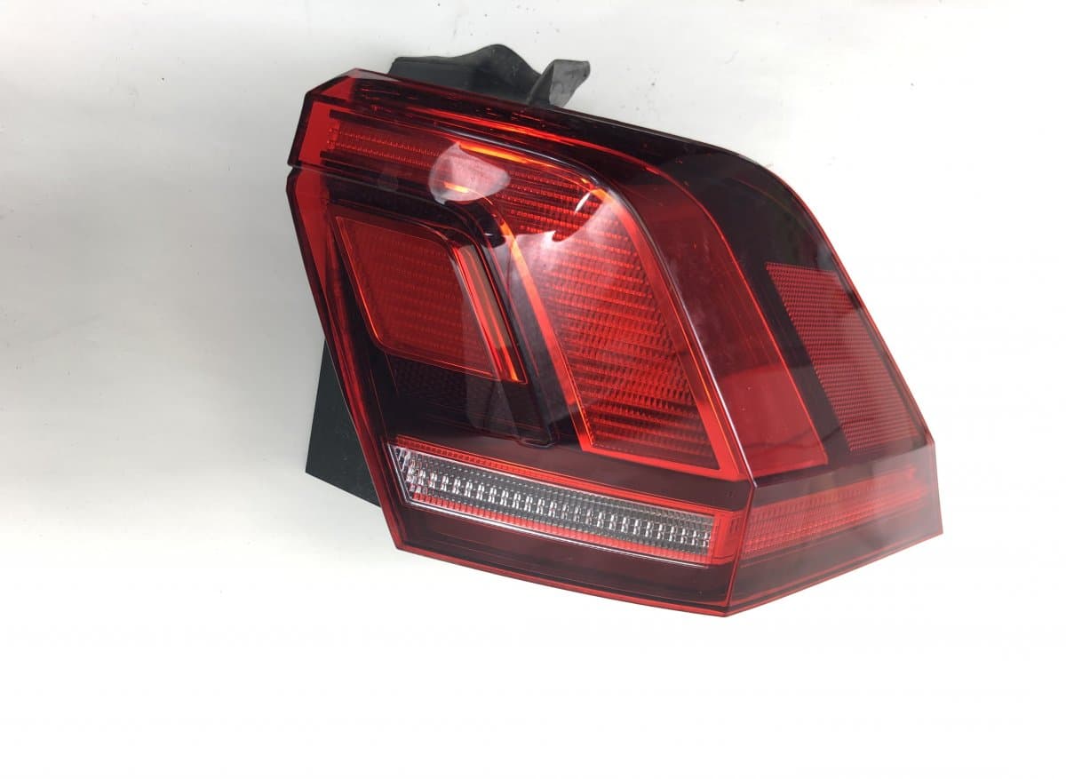 VW 5NA945096E Tail light, right VW TIGUAN II (AD, BW) (2016-2024)
