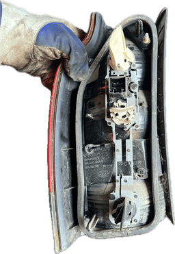 VOLVO 9154498 Tail light, right VOLVO V70 II / XC70 I (P80) (2000-2007) — thumbnail 2