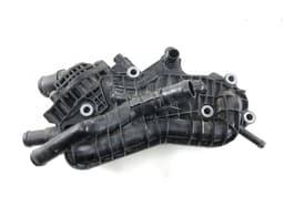 VOLVO 31439559 Thermostat housing VOLVO XC40 / EX40 / EC40 (536, 539) (2017-) — thumbnail 2