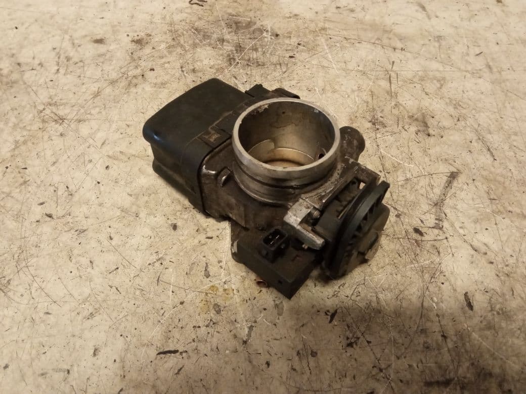 SAAB Throttle body SAAB 9-5 (YS3E) (1997-2010)