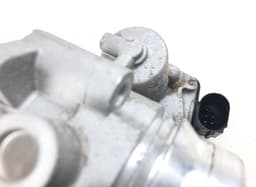 VOLVO 52314700 Throttle body VOLVO XC40 / EX40 / EC40 (536, 539) (2017-) — thumbnail 4